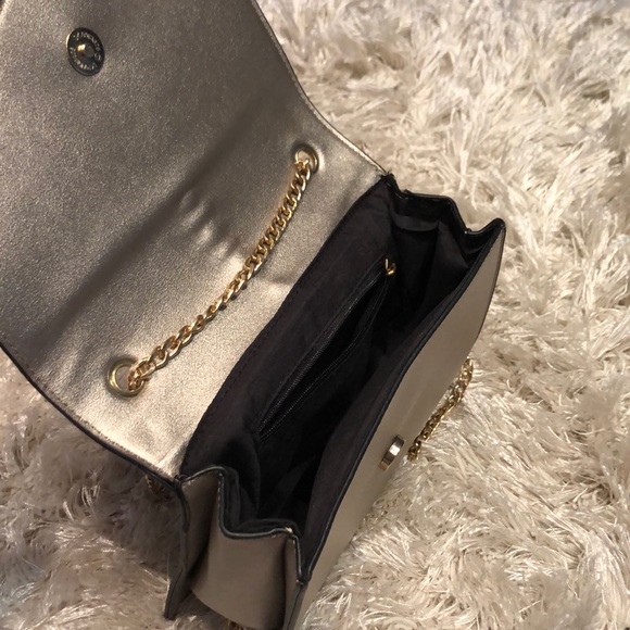 Metallic Party Purse - Picture 3 of 7